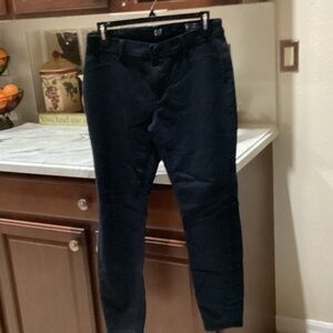 GAP Black Stretch Skinny Jeans 27” Inseam